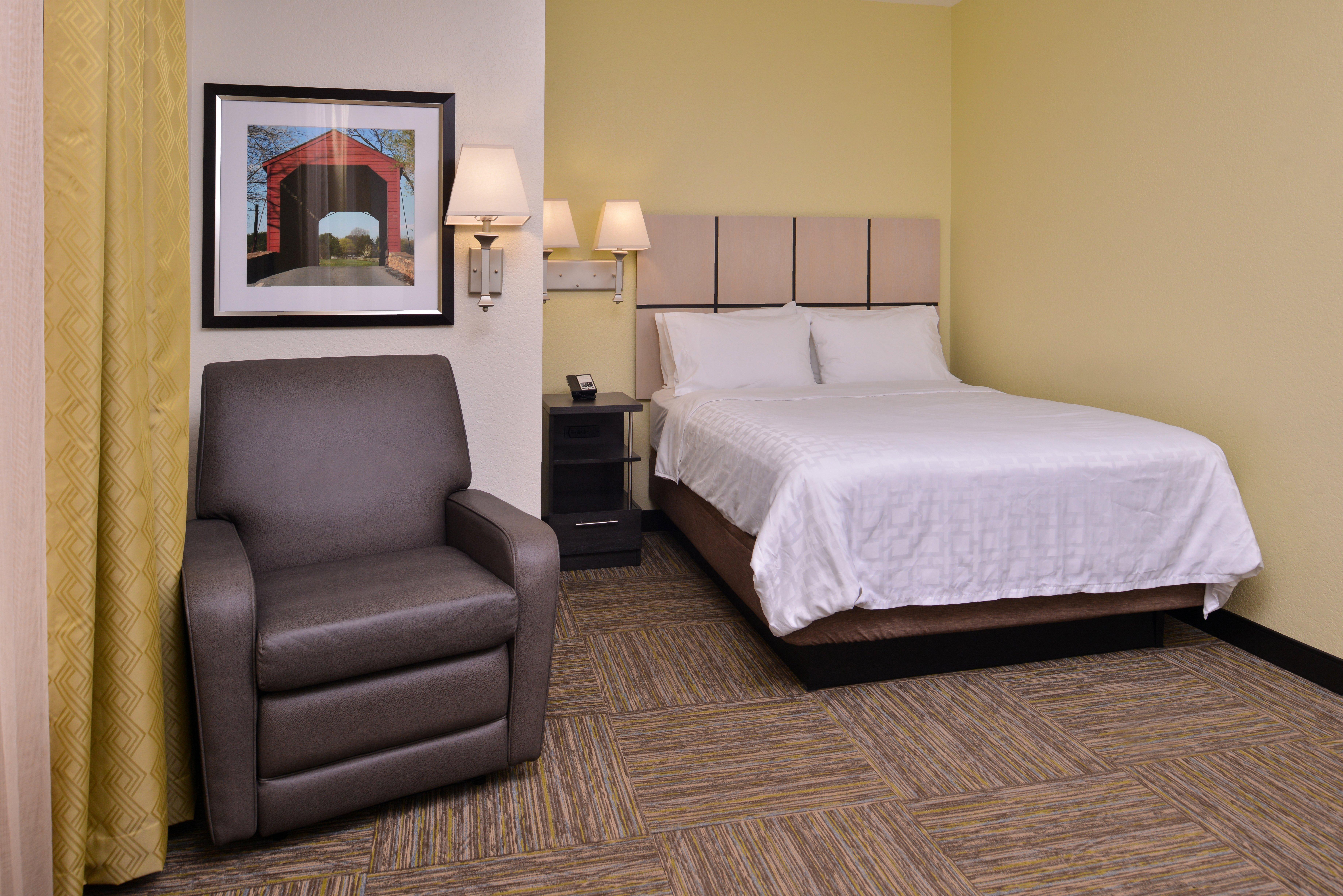 แคนเดิ้ลวูด สวีท แตร์โอต Hotel Terre Haute ภายนอก รูปภาพ