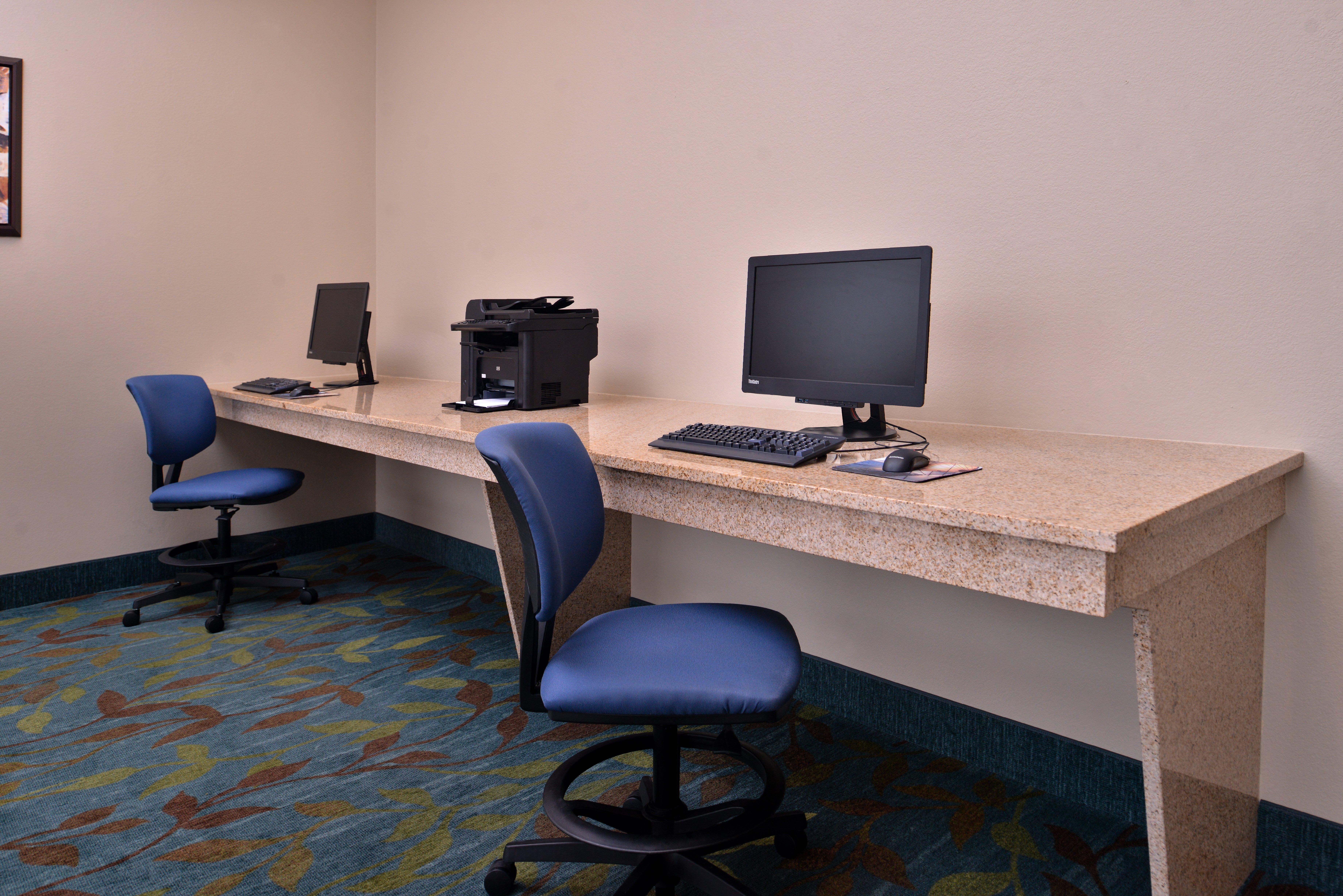 แคนเดิ้ลวูด สวีท แตร์โอต Hotel Terre Haute ภายนอก รูปภาพ
